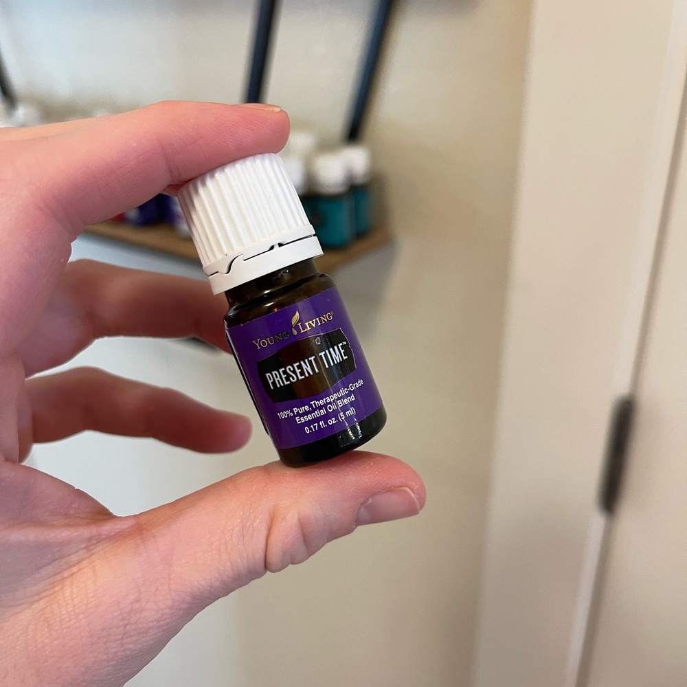 Young Living Present Time Essential Oil 5ml